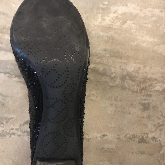 Hispanitas black sequin shoes size 41. Like new! - Picture 3 of 5